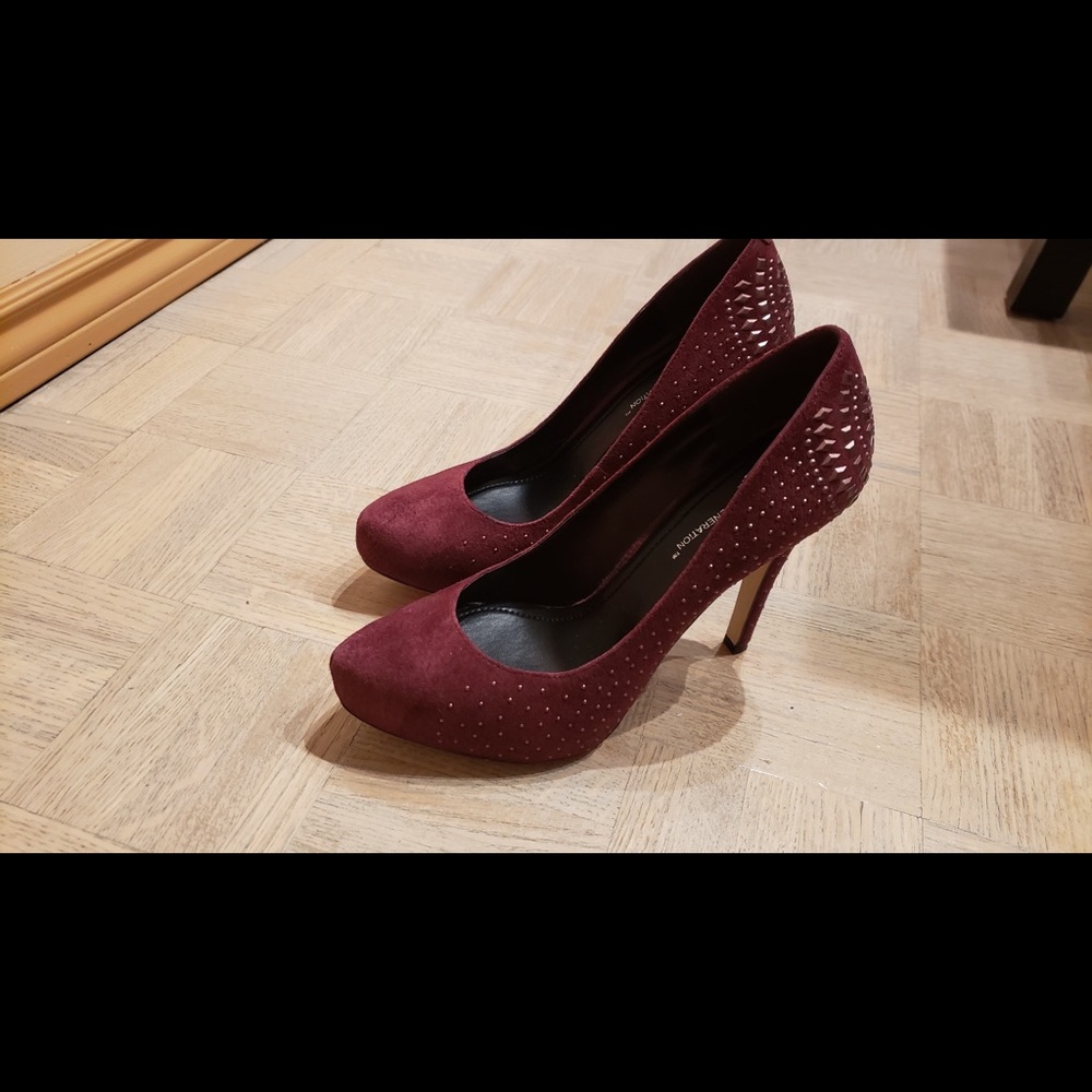 BCBG 3” Red Studded Heels, Size 7.5